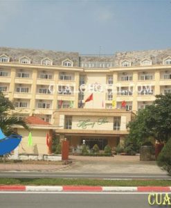 KHÁCH SẠN HƯƠNG SEN CỬA LÒ