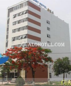 KHÁCH SẠN SAMMY CỬA LÒ